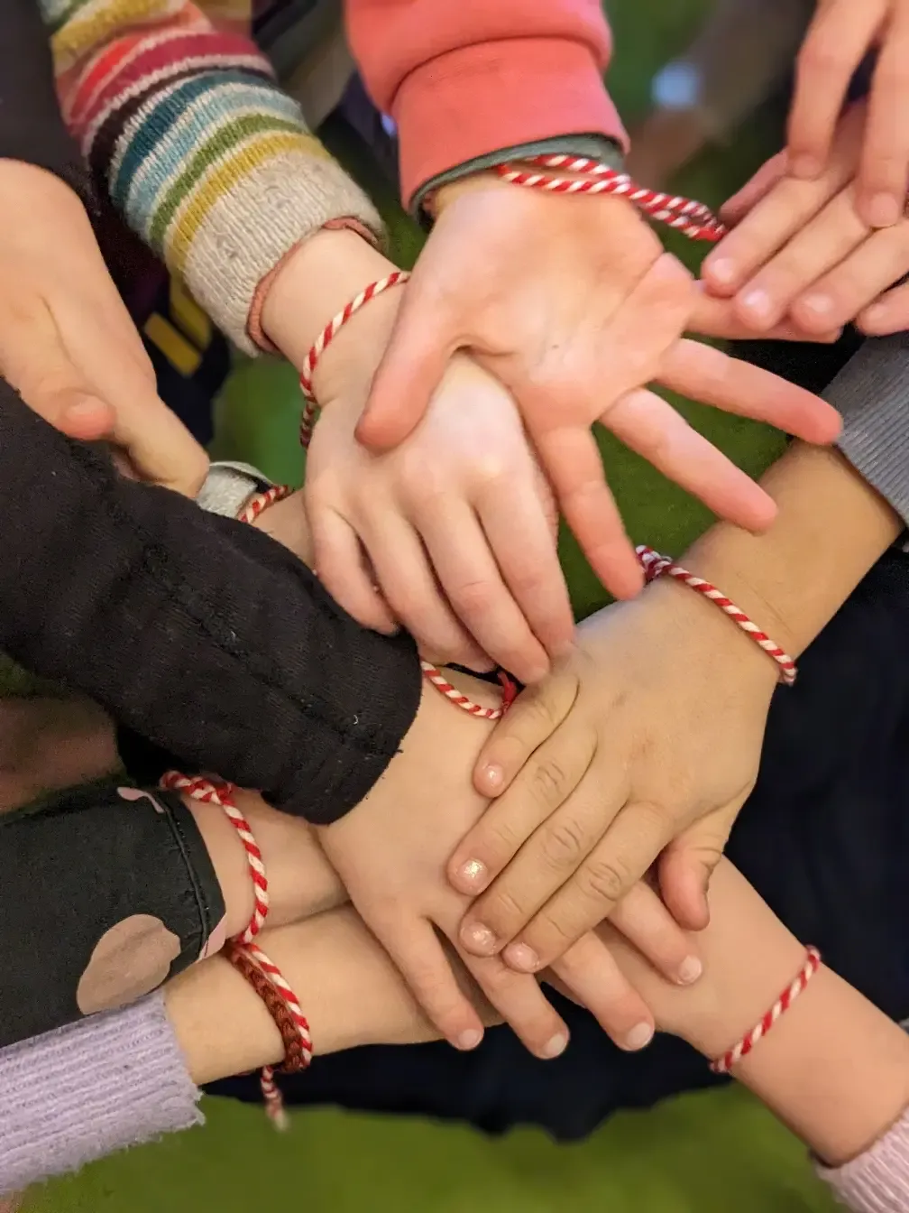 Vereinte Kinderhände